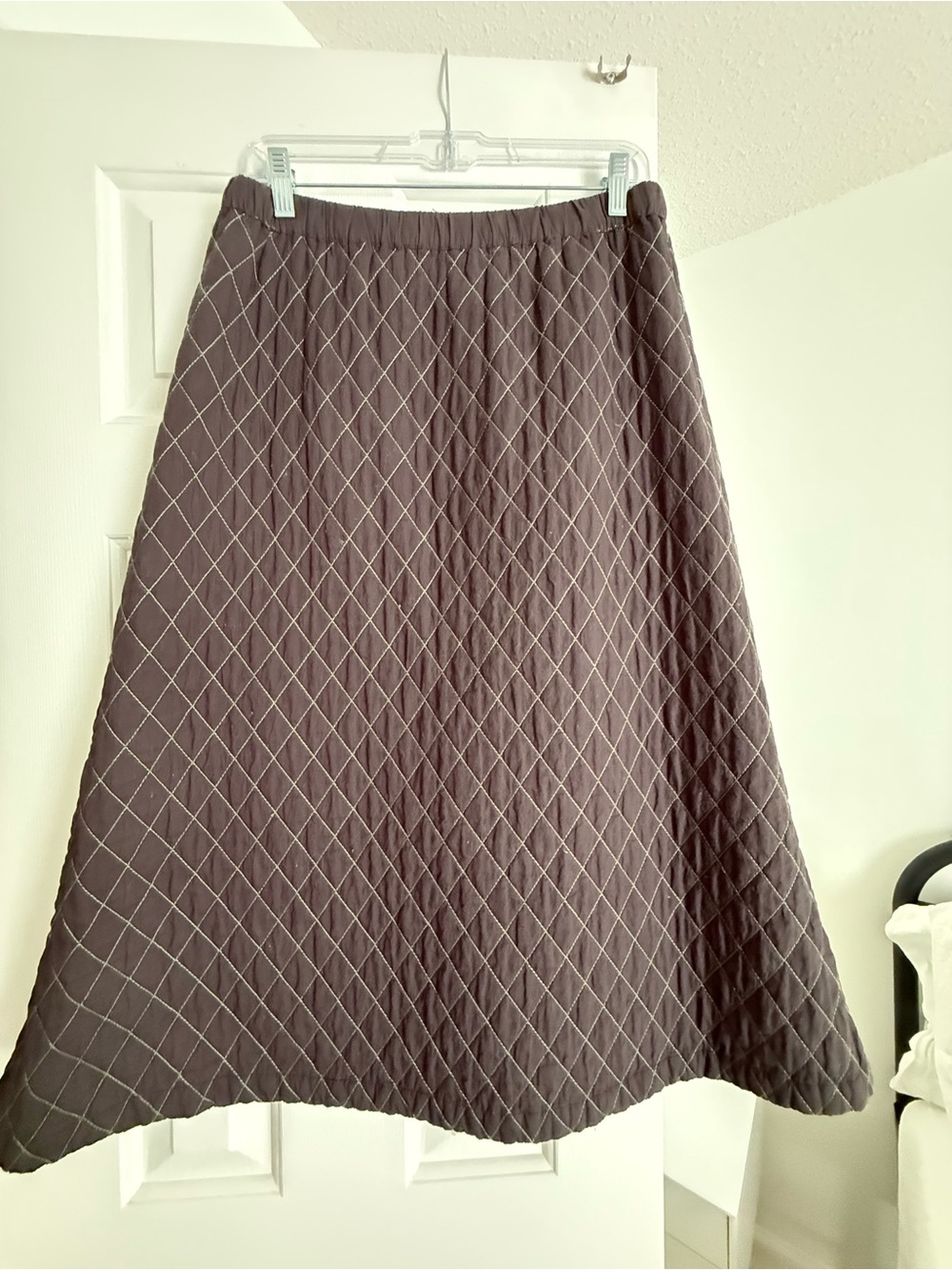 Quilted Diamond-Pattern A-Line Skirt in Dark gray with green stitching